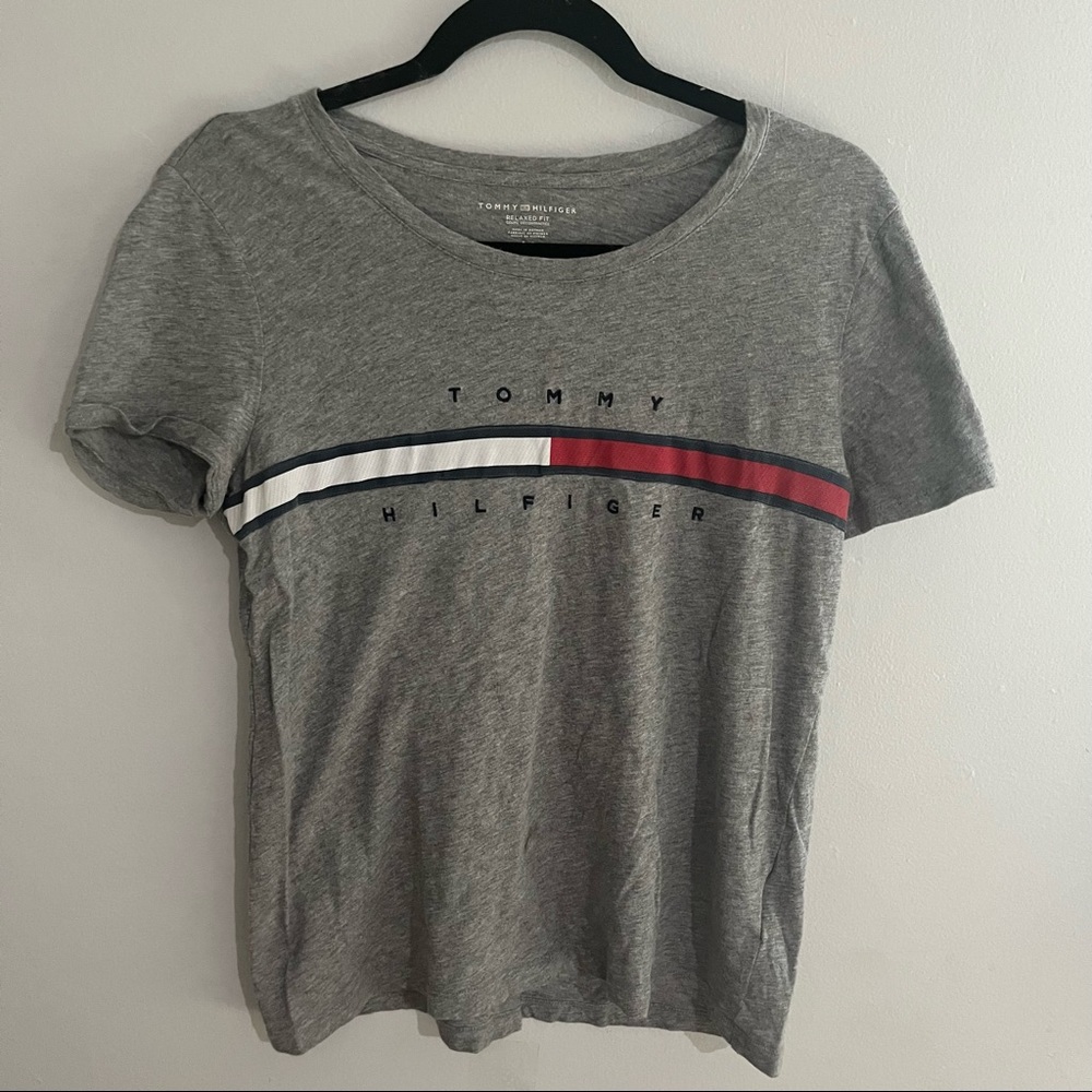 Tommy Hilfiger grey tee shirt
